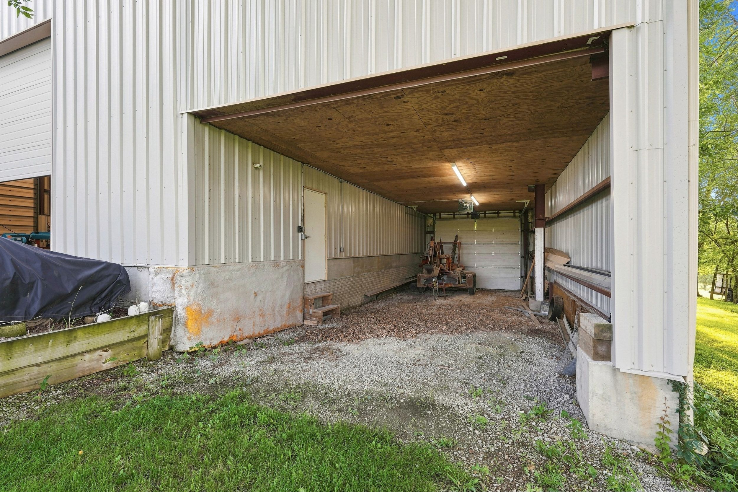 Listing Photo: 2960 160th St 0043-